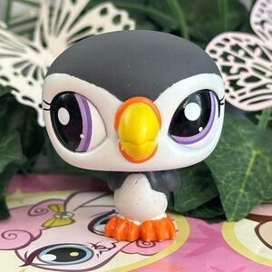 Littlest Pet Shop LPS 1748 Grey White Puffin Bird Yellow Orange
